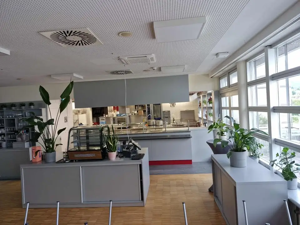 Reštaurácie, bary a hotely - nábytok pre gastronomické zariadenia